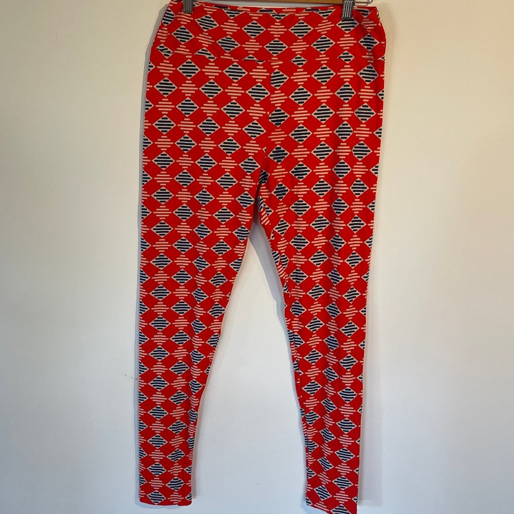 20% off 3+ items Red & Blue Diamond leggings in Tall & Curvy. NEVER WORN!